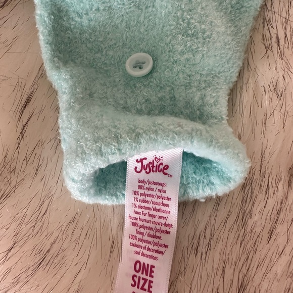 Justice Girls Teal & Gray Love/Black “K” Initial Beanies And Fingerless Gloves - Picture 12 of 12